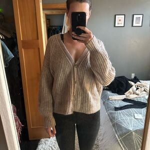 Sezane sweater